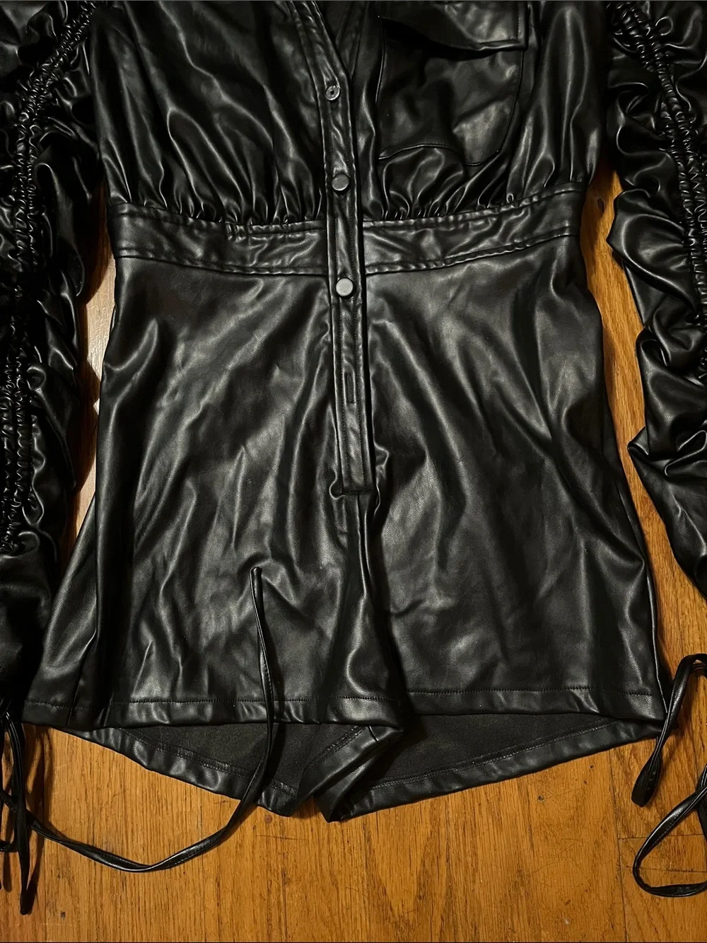 PrettyLittleThing stylish black